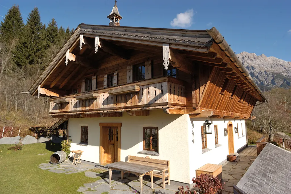 Chalet S