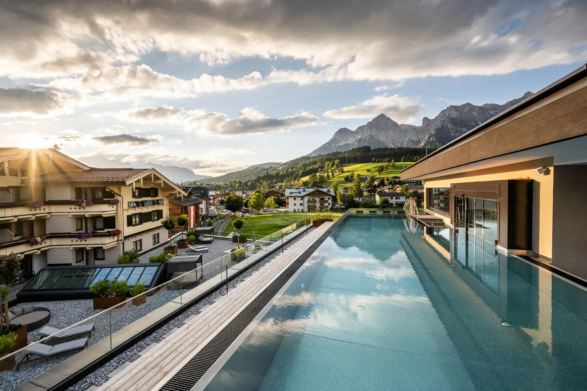 Infinity-Pool des Hotels Die Hochkönigin